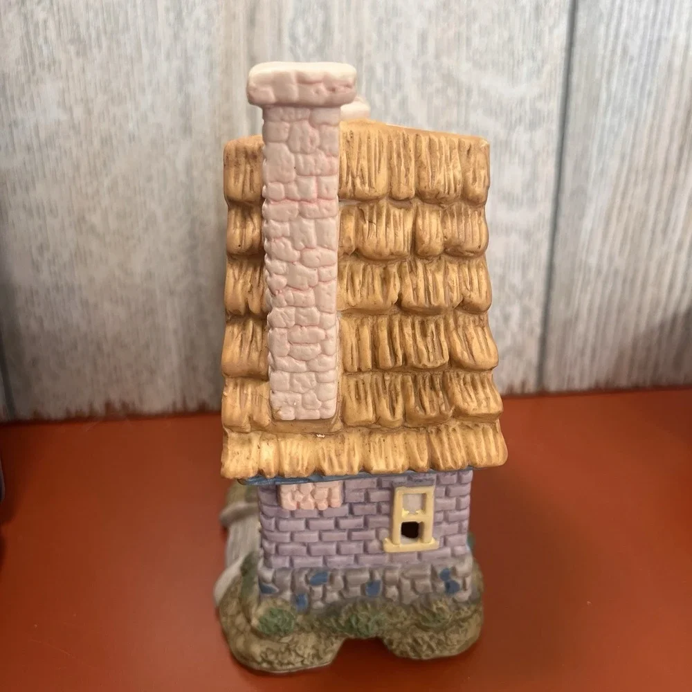 Vtg Ceramic Toy Shop Building for Easter Village‎ REPLACEMENT PIECE christmas